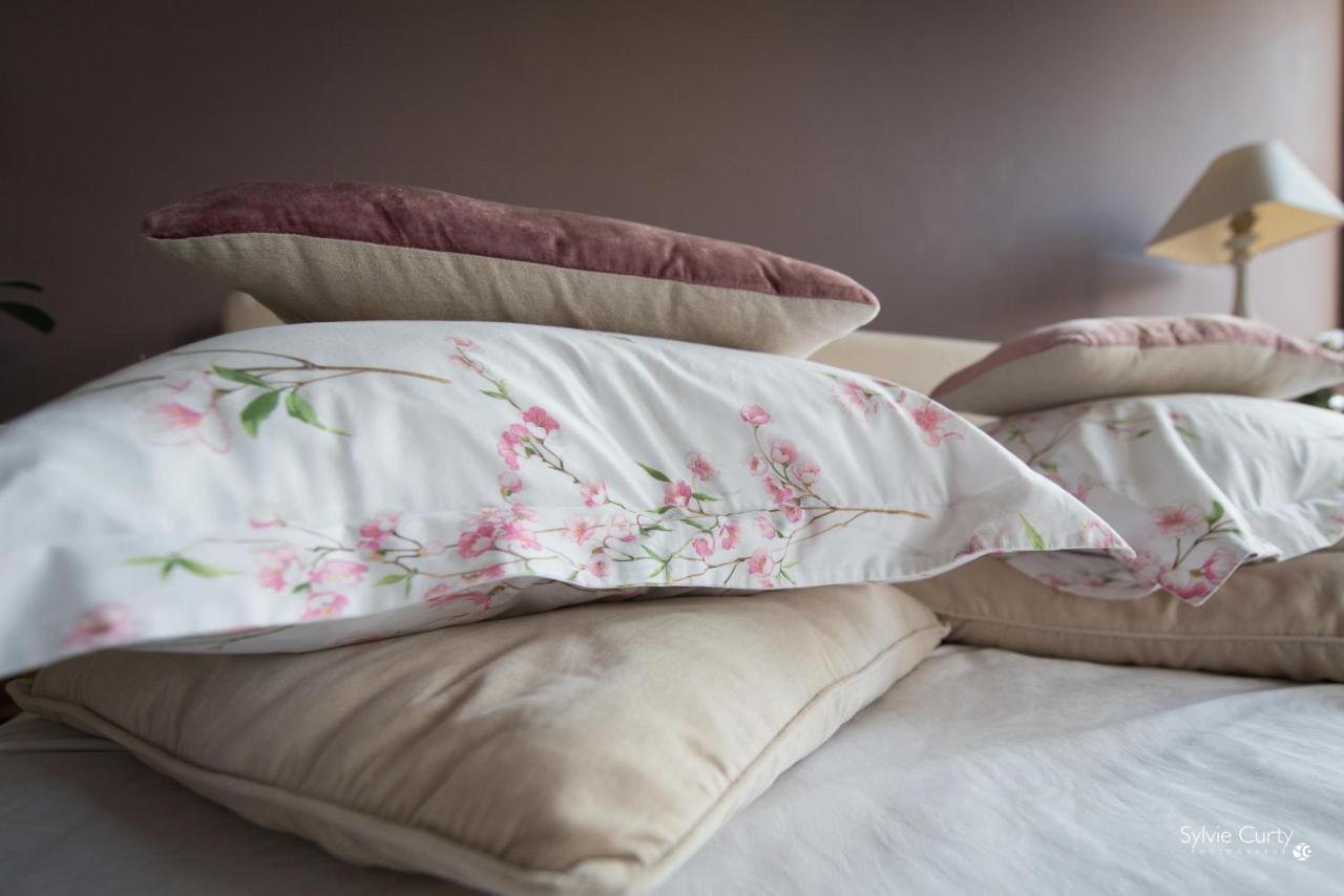 لا روشيل Entre Hotes المظهر الخارجي الصورة